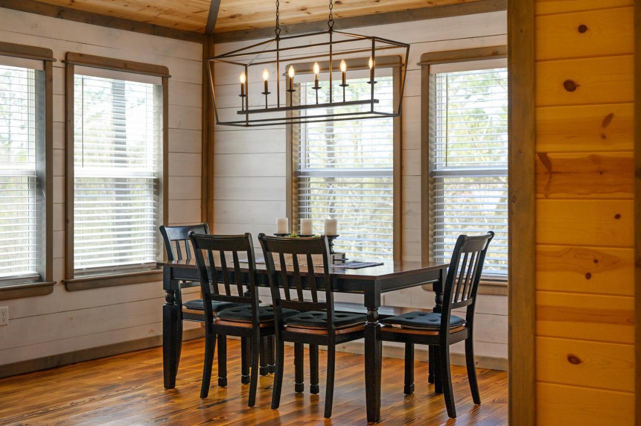 Convenient Romantic Hot Tub Bbq 3-Night Special! Broken Bow Exterior foto