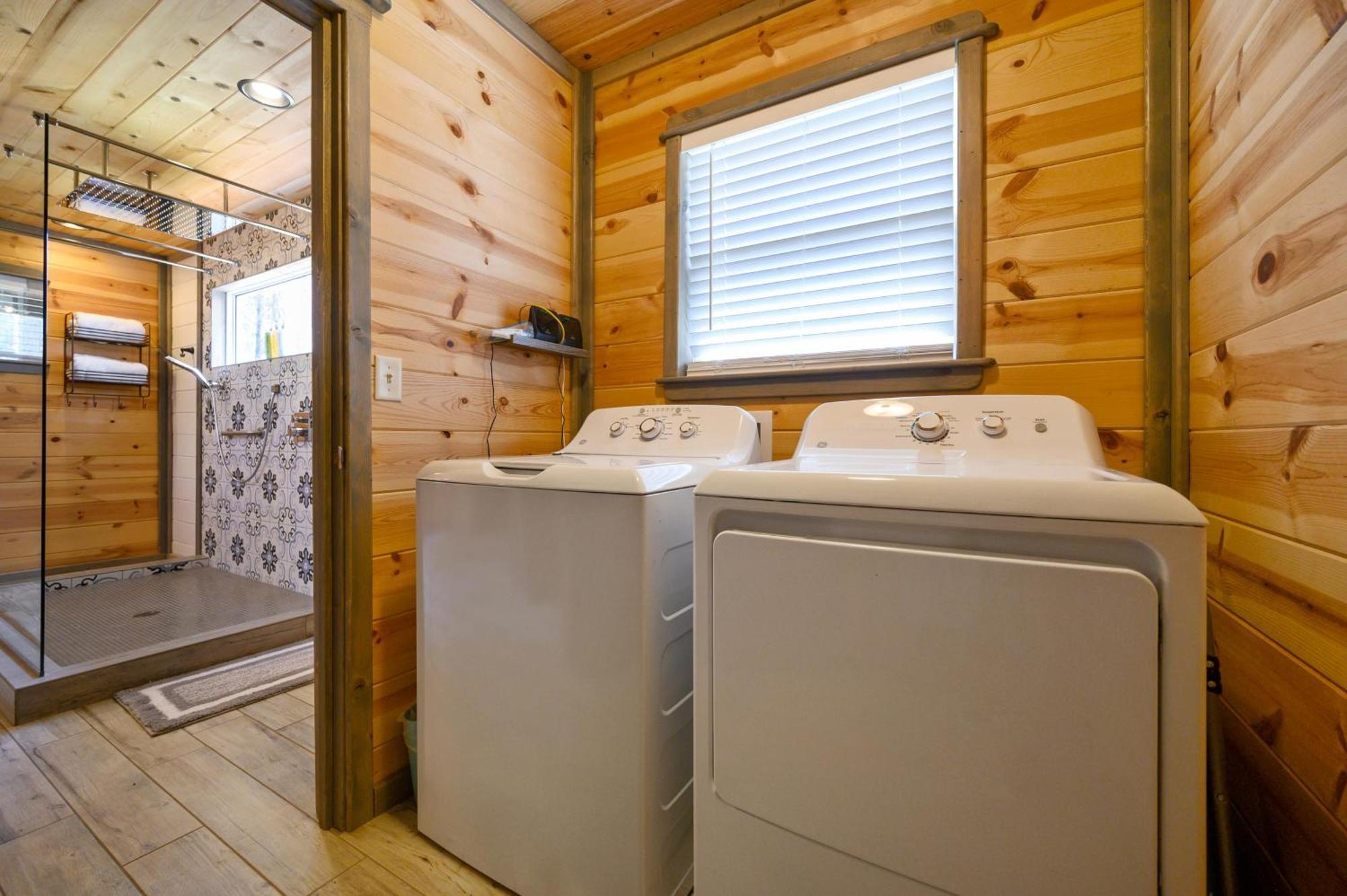Convenient Romantic Hot Tub Bbq 3-Night Special! Broken Bow Exterior foto