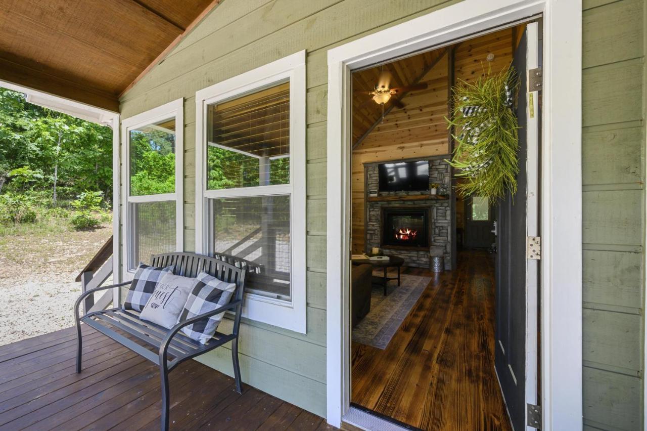 Convenient Romantic Hot Tub Bbq 3-Night Special! Broken Bow Exterior foto