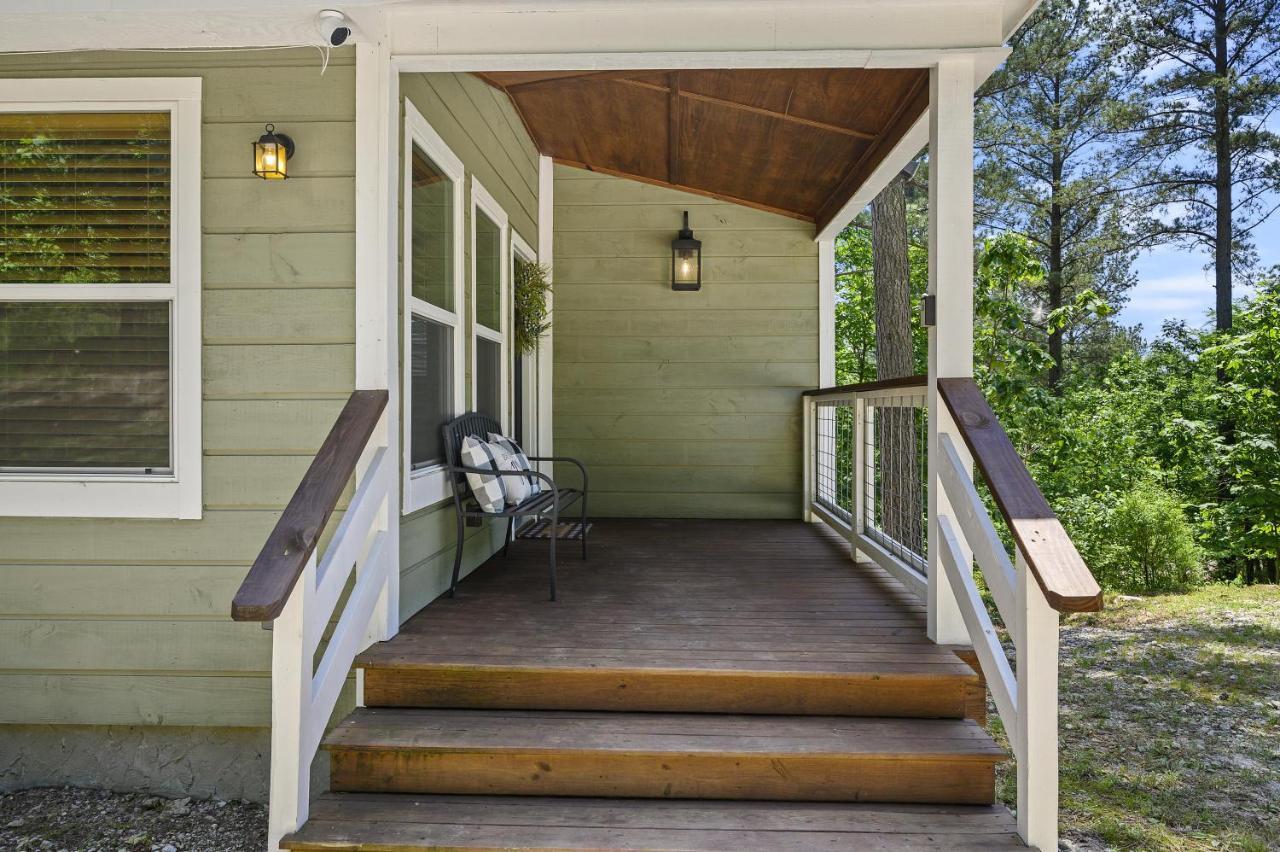 Convenient Romantic Hot Tub Bbq 3-Night Special! Broken Bow Exterior foto